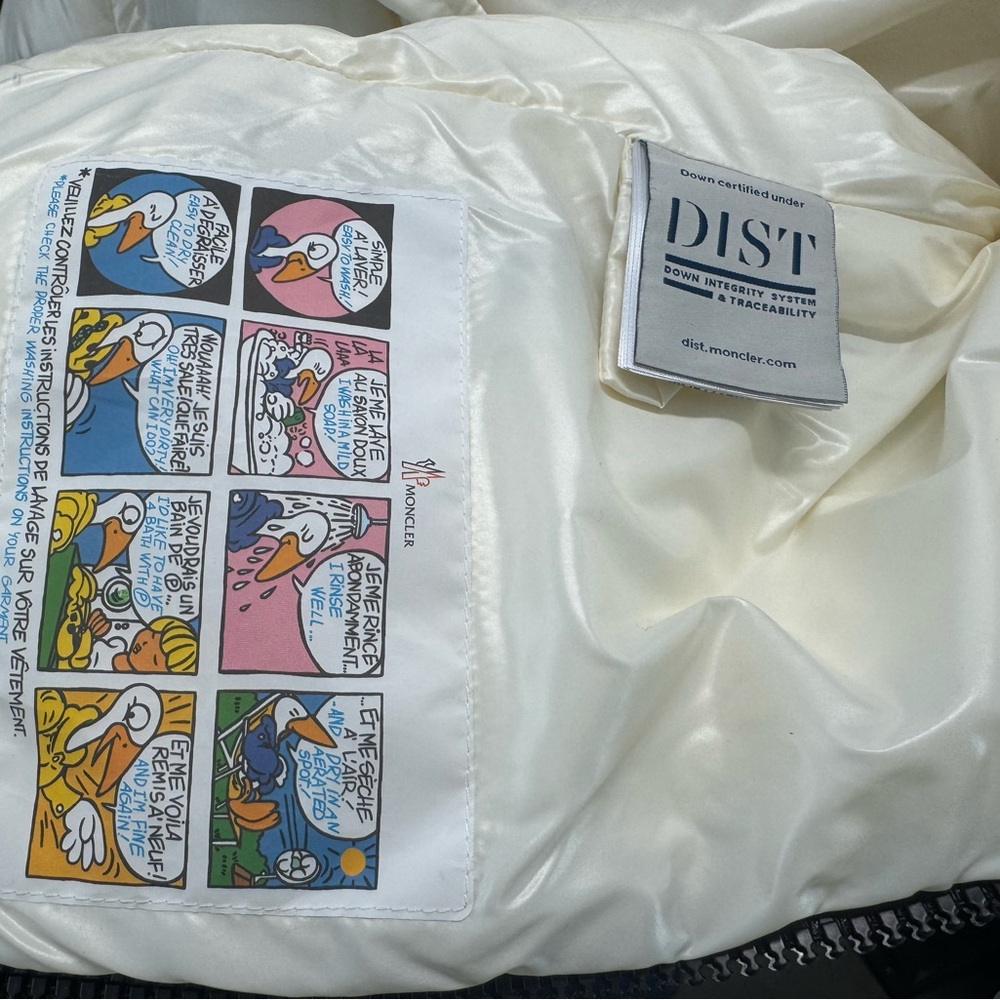 Moncler CELAC Giubbotto Jacket - Picture 5 of 12